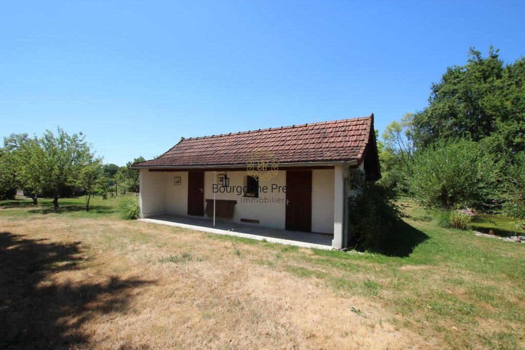 PROPRIETE A VENDRE - LOUHANS - 174 m2 - 339 000 &euro;