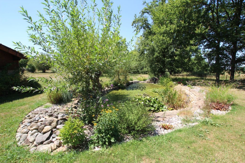 PROPRIETE A VENDRE - LOUHANS - 174 m2 - 339 000 &euro;