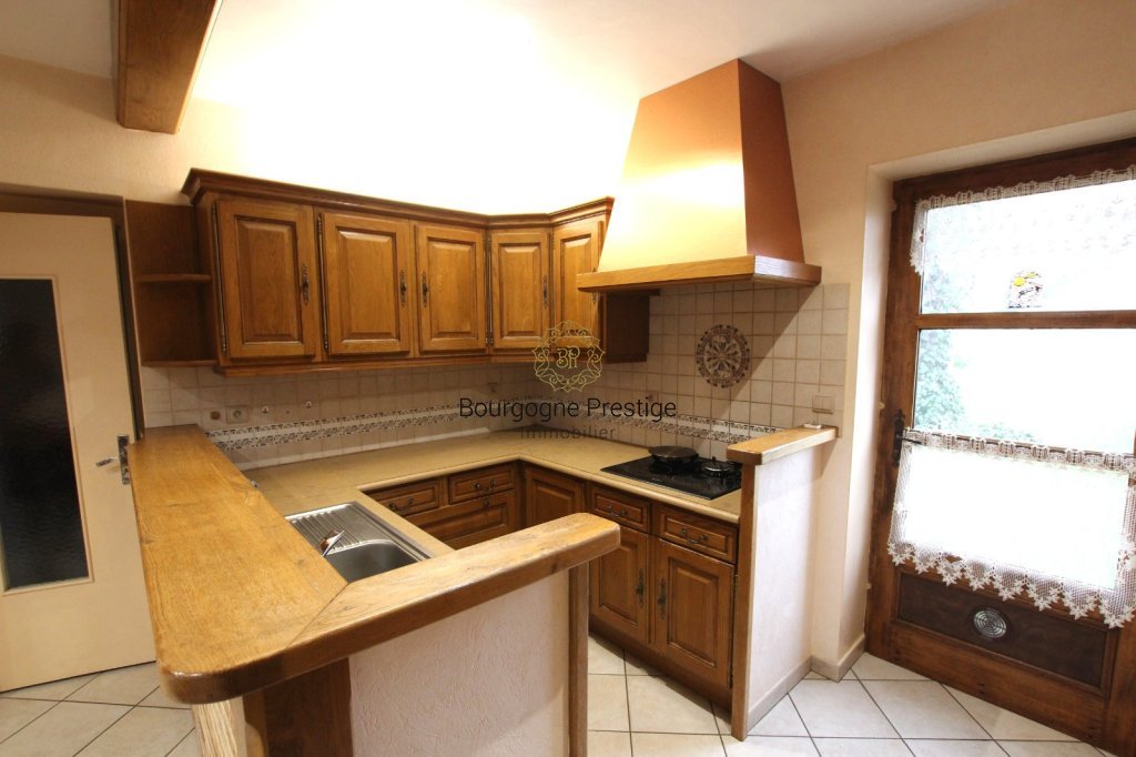 PROPRIETE A VENDRE - MACON - 155 m2 - 395�000�&euro;