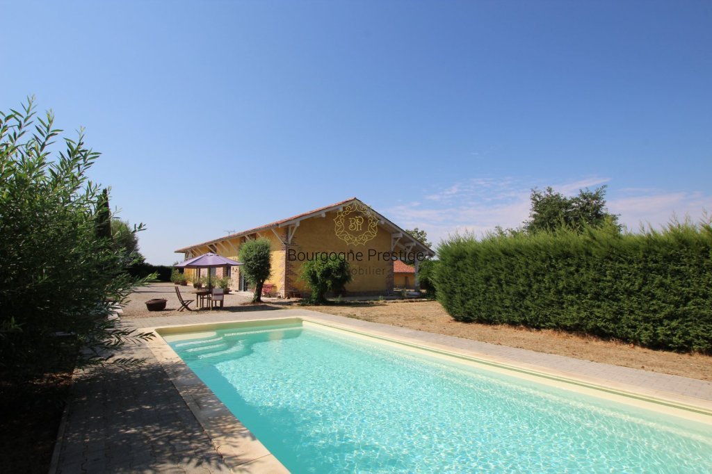PROPRIETE A VENDRE - ROMENAY - 231 m2 - 575 000 &euro;