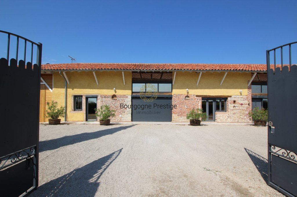 PROPRIETE A VENDRE - ROMENAY - 231 m2 - 575 000 &euro;