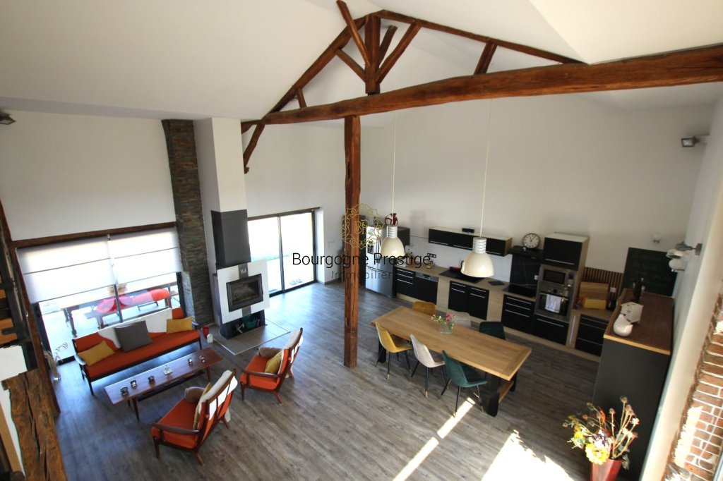 PROPRIETE A VENDRE - ROMENAY - 231 m2 - 575 000 &euro;