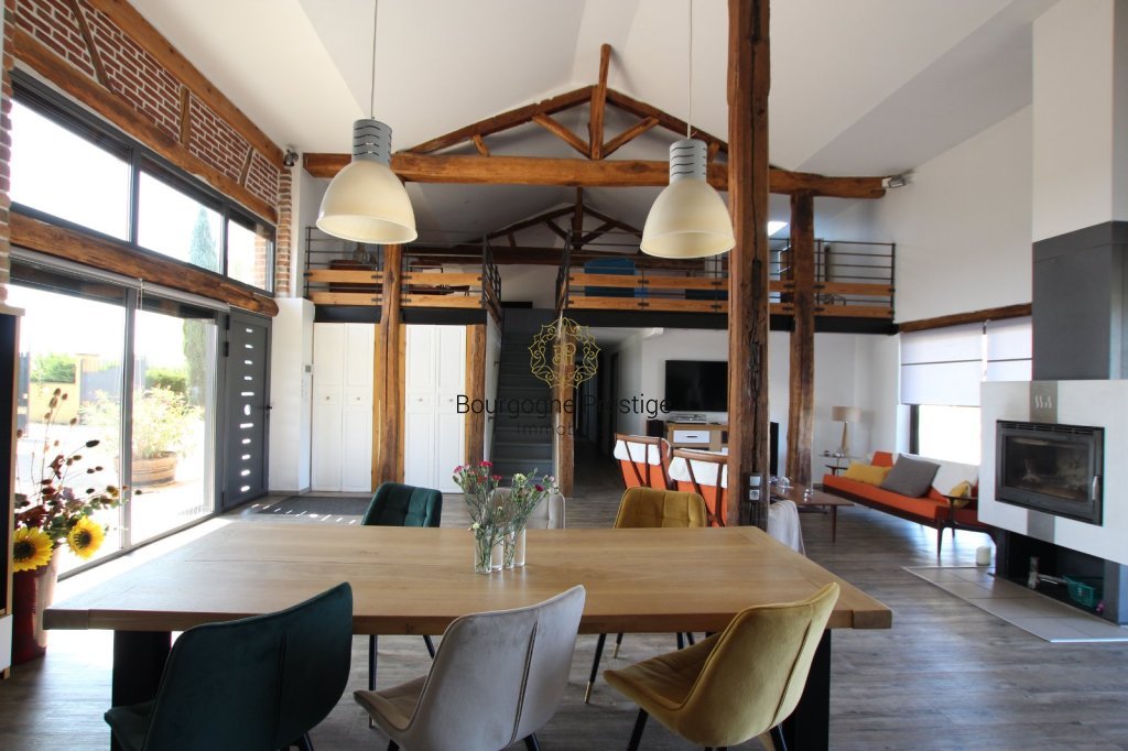 PROPRIETE A VENDRE - ROMENAY - 231 m2 - 575 000 &euro;