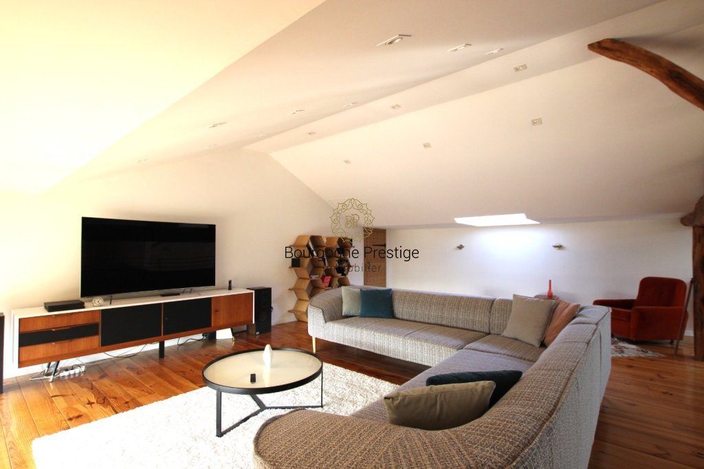 PROPRIETE A VENDRE - ROMENAY - 231 m2 - 575 000 &euro;