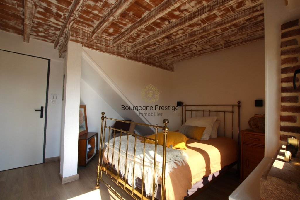 PROPRIETE A VENDRE - ROMENAY - 231 m2 - 575 000 &euro;
