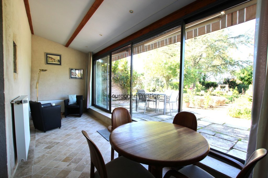 PROPRIETE A VENDRE - SENNECEY LE GRAND - 263 m2 - 499 000 &euro;
