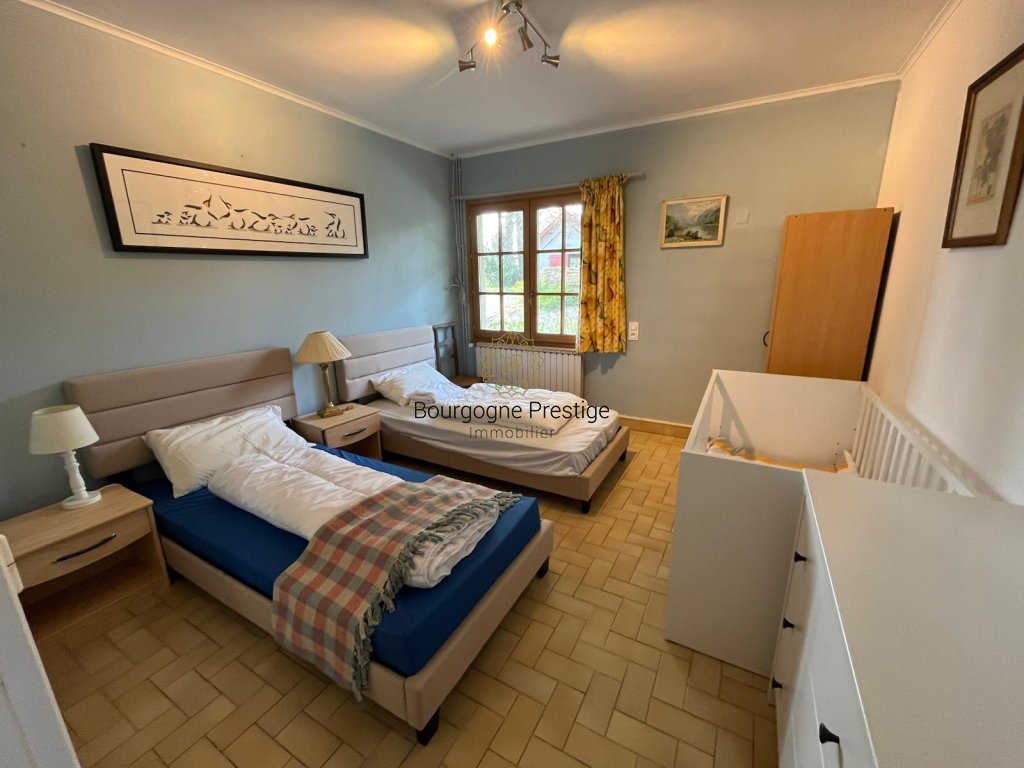 PROPRIETE A VENDRE - SIMANDRE - 184 m2 - 399 000 &euro;