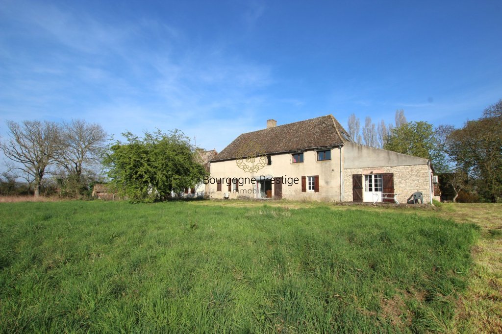PROPRIETE A VENDRE - TOURNUS - 277 m2 - 429�000�&euro;