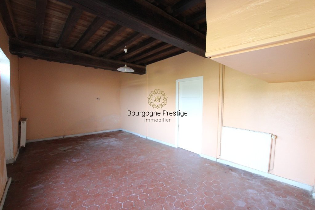 PROPRIETE A VENDRE - TOURNUS - 277 m2 - 429�000�&euro;