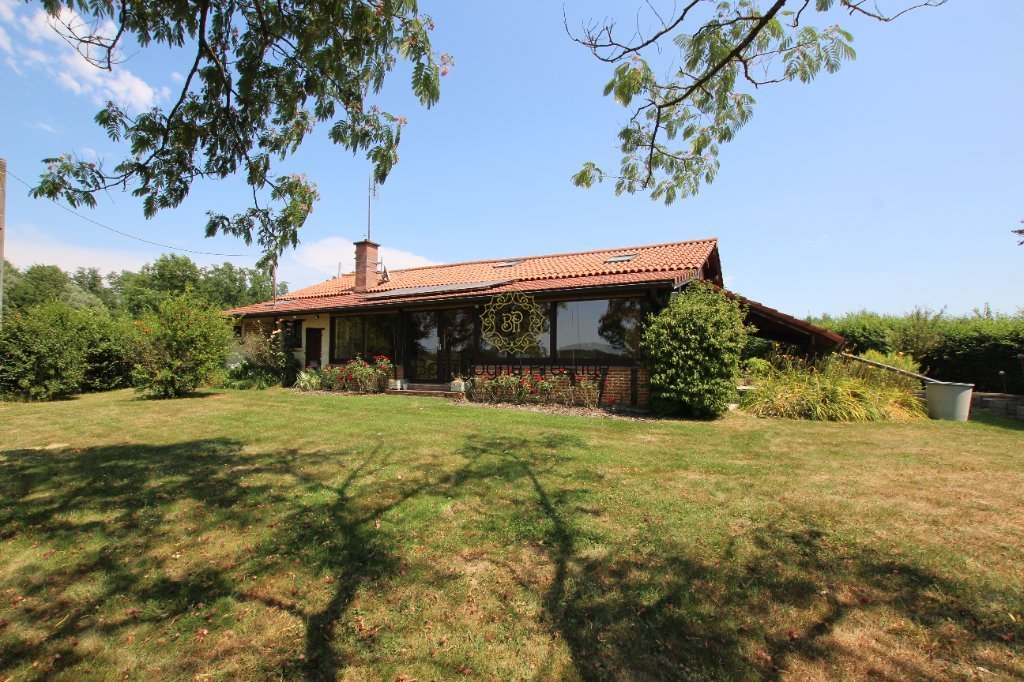 PROPRIETE A VENDRE - TOURNUS - 89 m2 - 399 000 &euro;