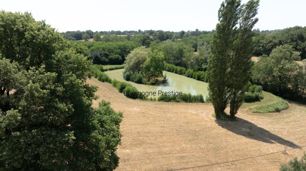 PROPRIETE A VENDRE - TOURNUS - 89 m2 - 399 000 &euro;