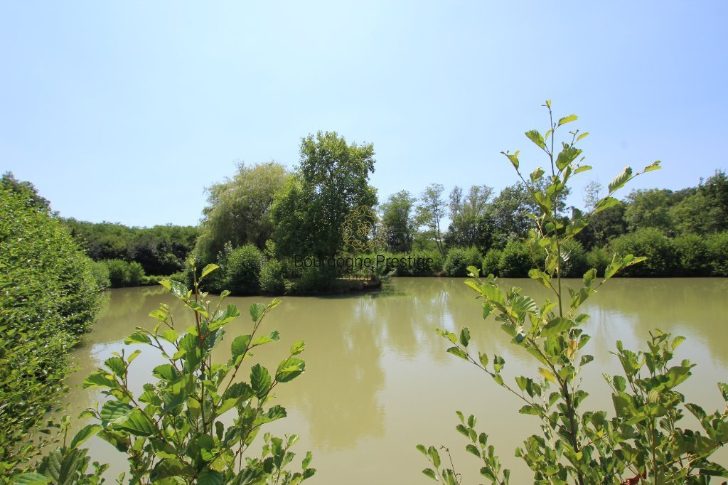 PROPRIETE A VENDRE - TOURNUS - 89 m2 - 399 000 &euro;