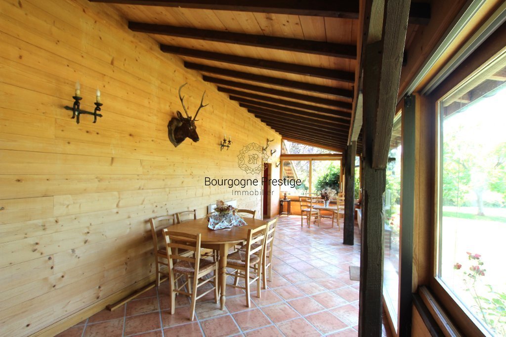 PROPRIETE A VENDRE - TOURNUS - 89 m2 - 399 000 &euro;