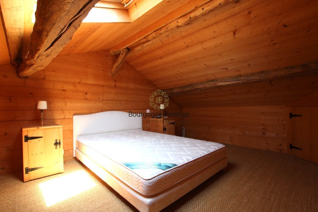 PROPRIETE A VENDRE - TOURNUS - 89 m2 - 399 000 &euro;