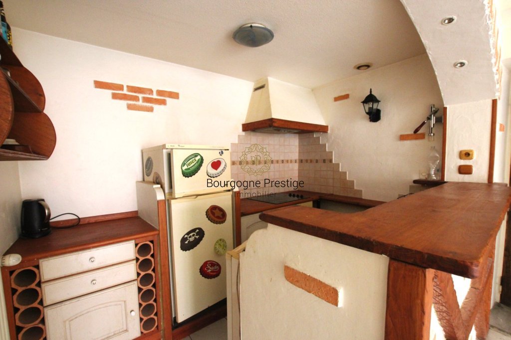 APPARTEMENT T1 A VENDRE - TOURNUS - 41 m2 - 65 000 €