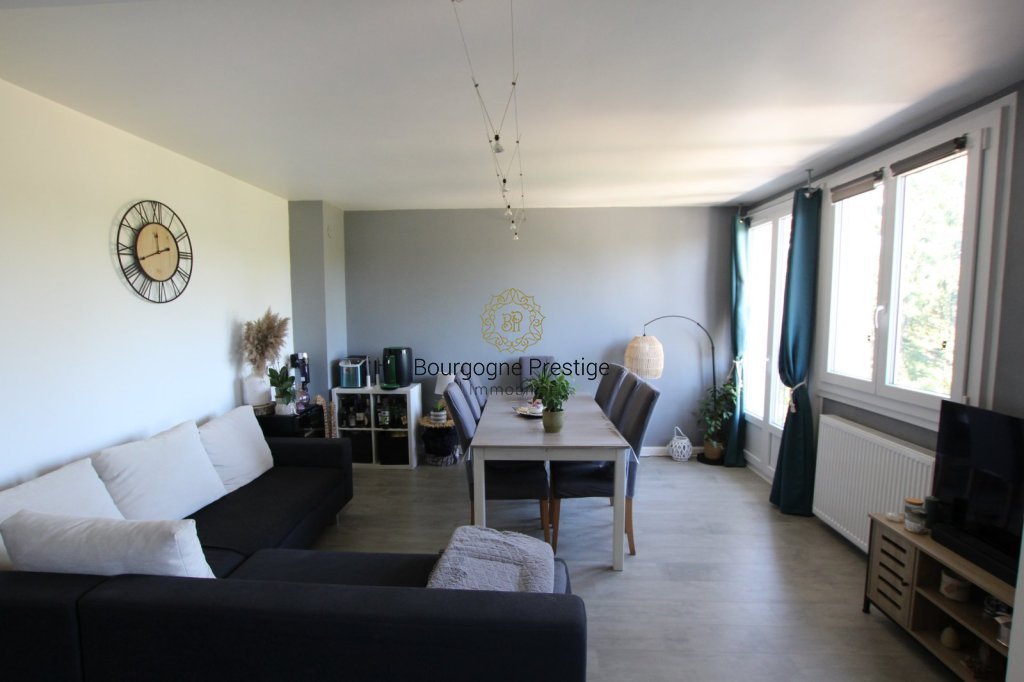 APPARTEMENT T3 A VENDRE - TOURNUS - 58.84 m2 - 119 000 &euro;