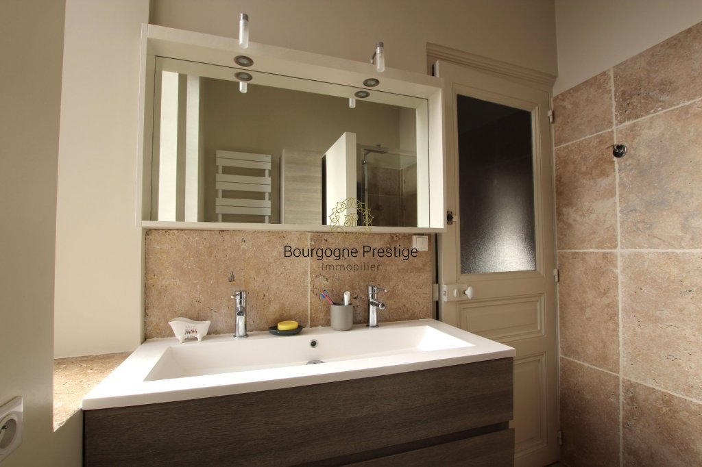 APPARTEMENT T5 A VENDRE - CHALON SUR SAONE - 177 m2 - 527�000�&euro;